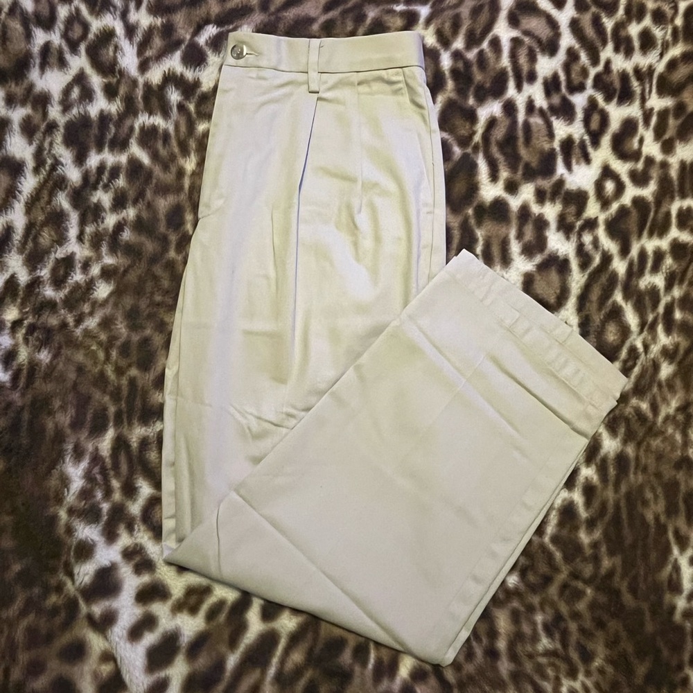 Dockers Cream Khaki Pants